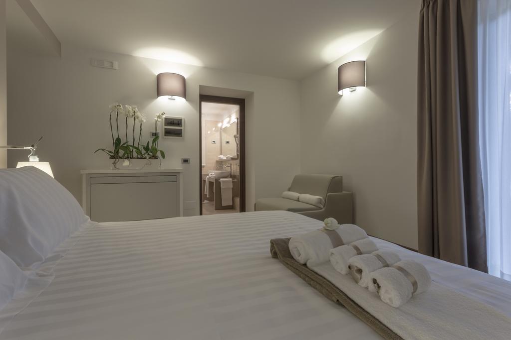 Tenuta Esdra Agrispa Pontecorvo Extérieur photo